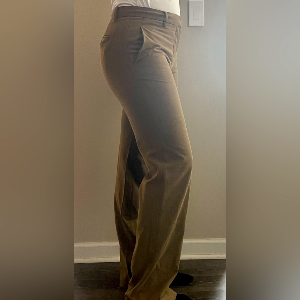 Gap Perfect Trouser 6 long khaki color pant